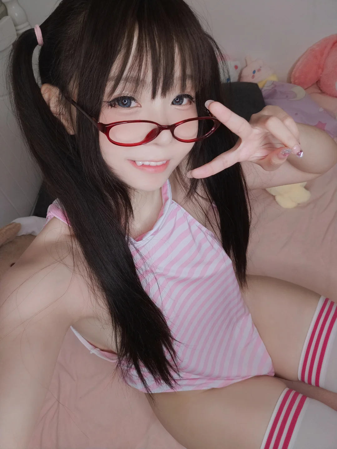 软妹摇摇乐摇摇乐yoyo_友達と一緒です140P_271MB tg@simisebaisi 【丝足阁】138.webp